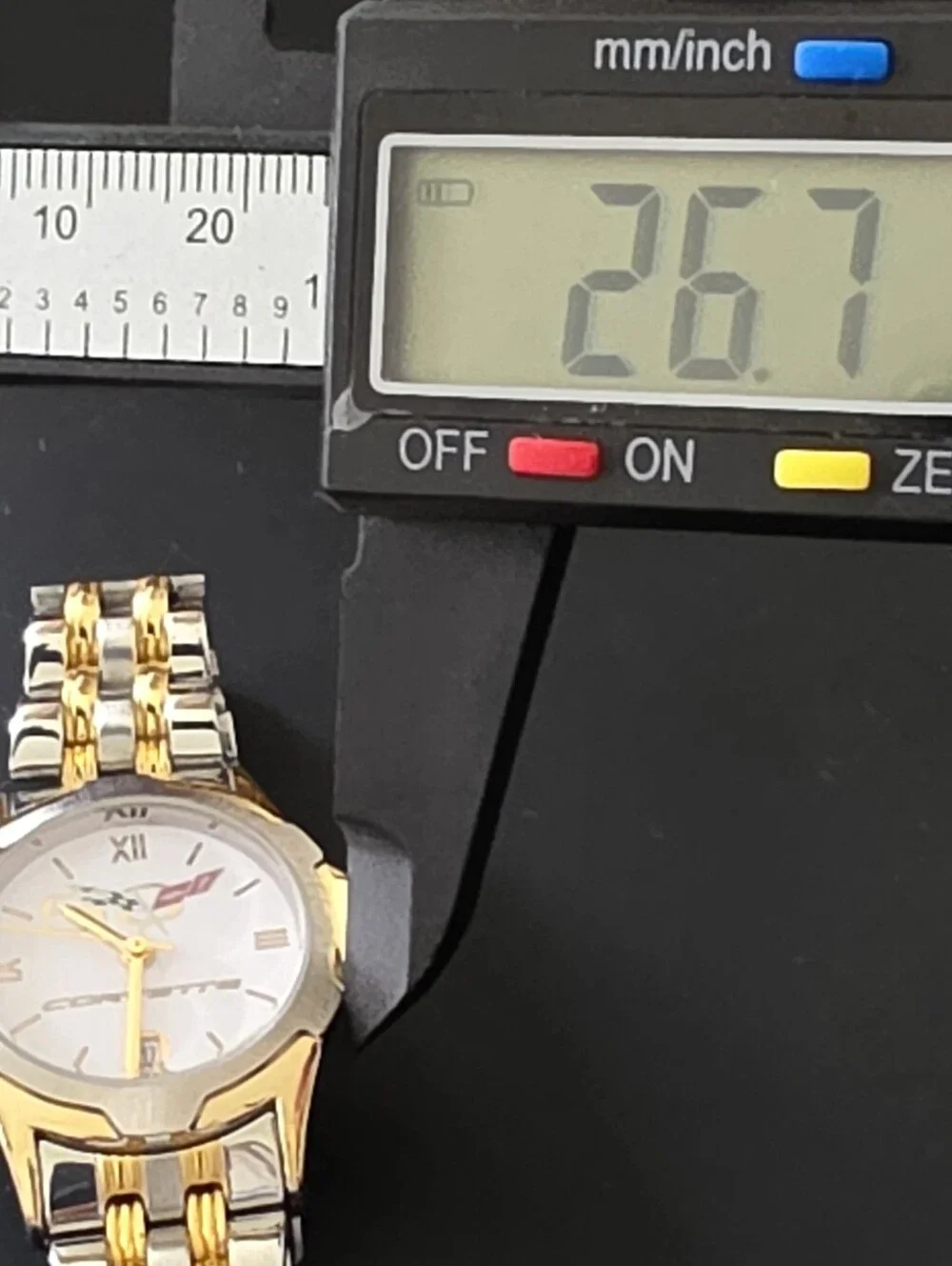 VTG Corvette GM TX0298 50th Anniversary Offically Licensed 26mm Date Watch WORKS